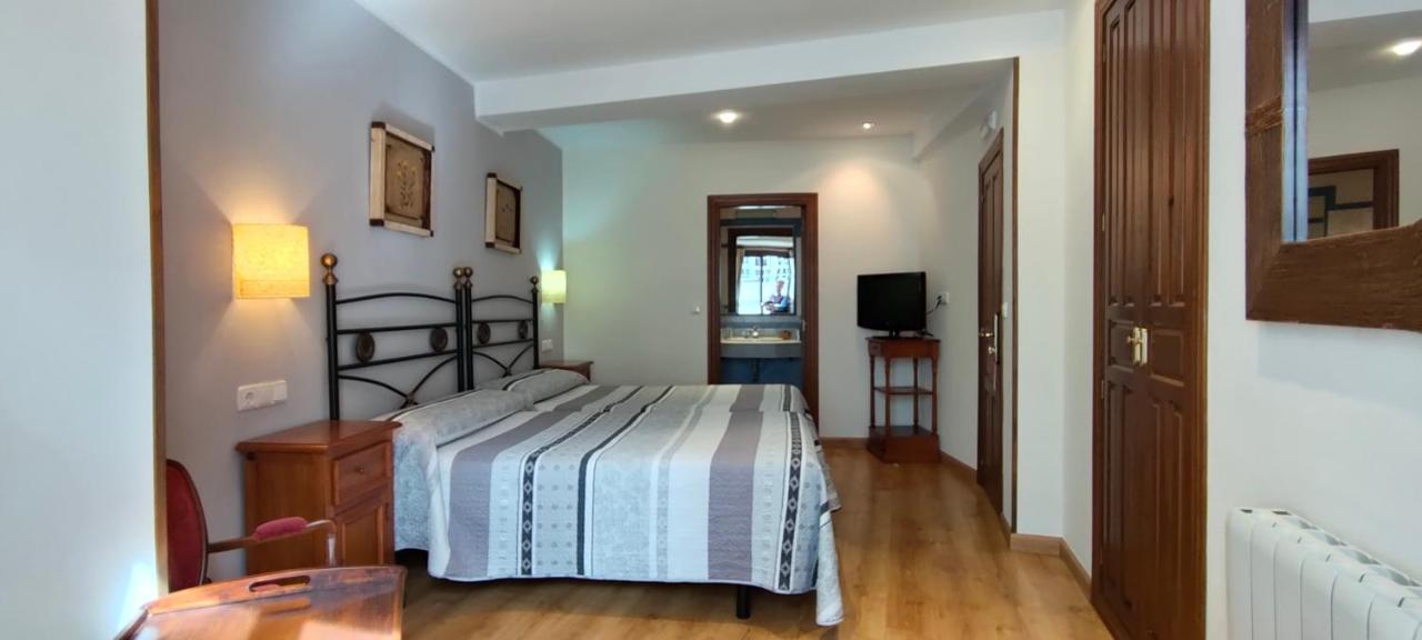 Hotel Rural La Plaza Касо Экстерьер фото