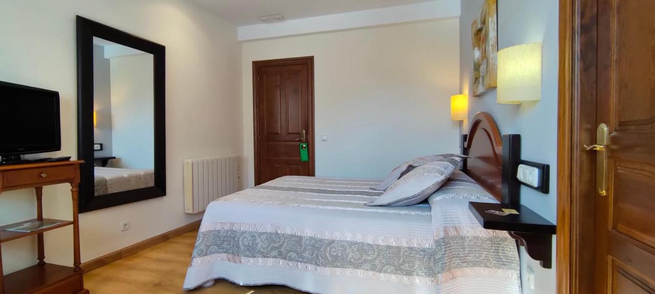 Hotel Rural La Plaza Касо Экстерьер фото